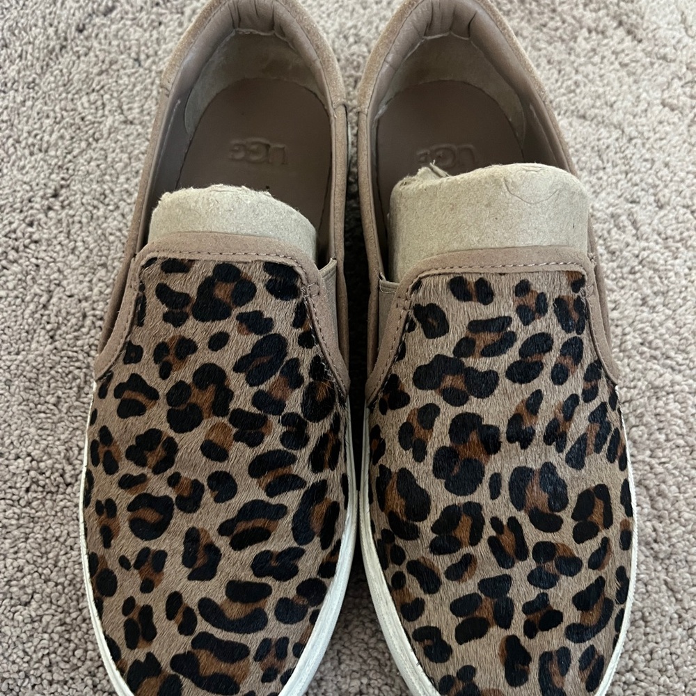 Ugg Leopard sneakers - size 6 1/2